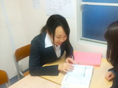 指導している様子