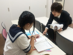 指導している様子